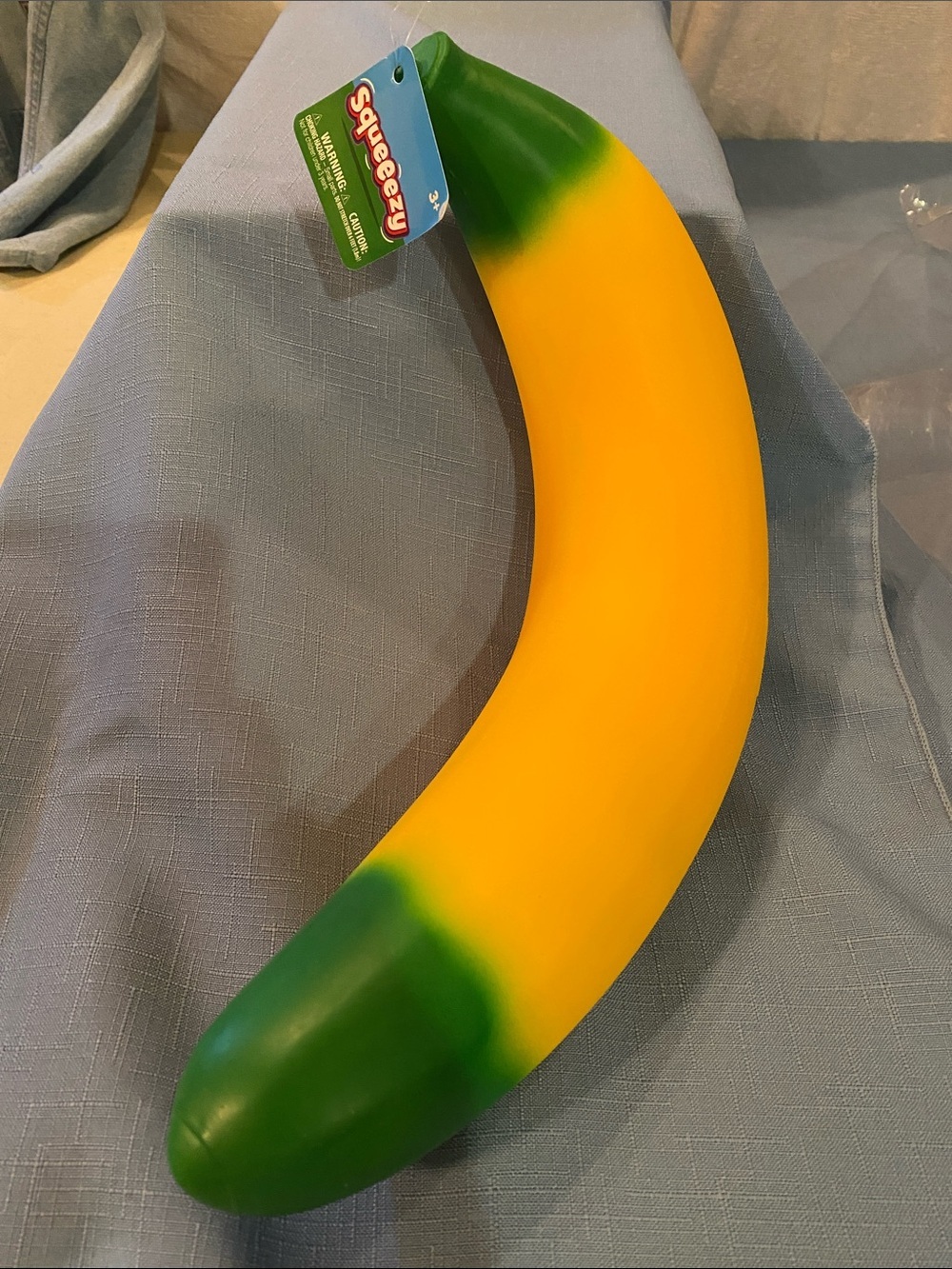 Viral Jumbo Squishy Banana 🍌 - Picture 1 of 2